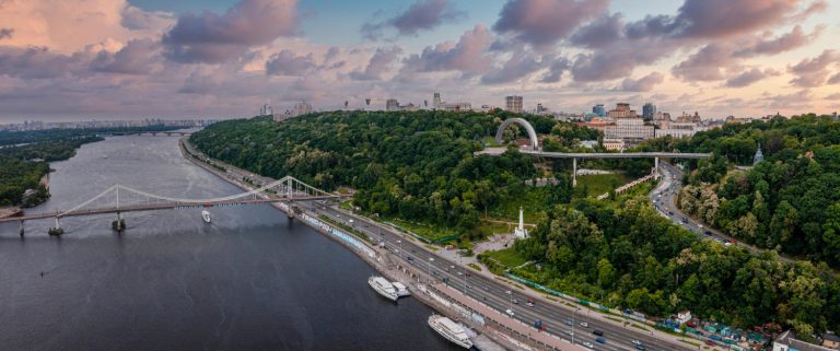 Розвиток дорожньої інфраструктури Києва
